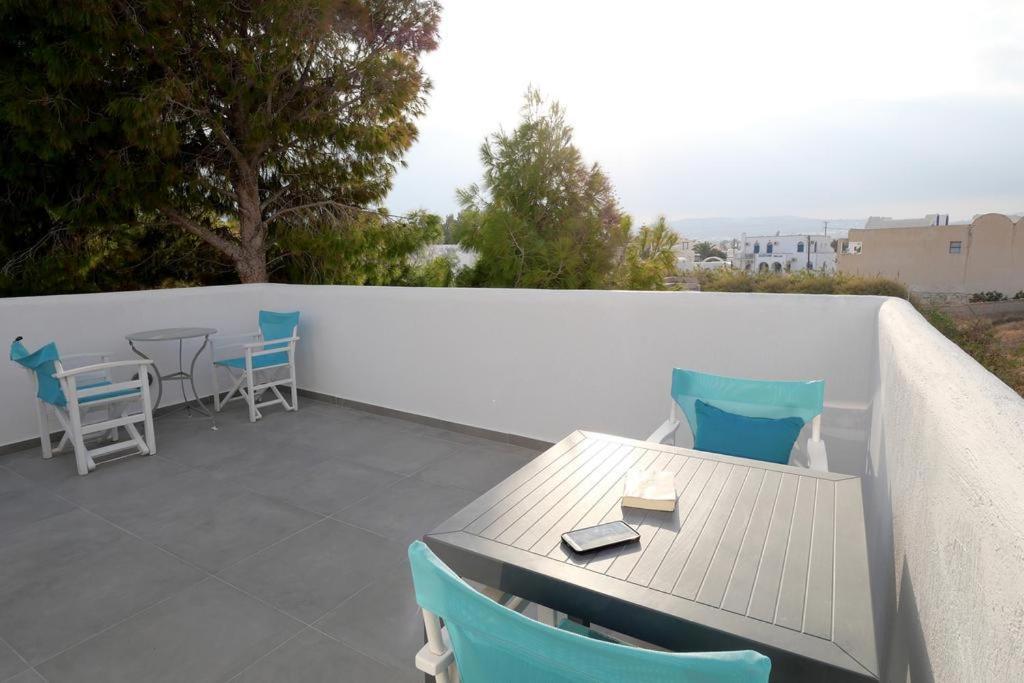 Perissa Mar Rooms Exterior photo